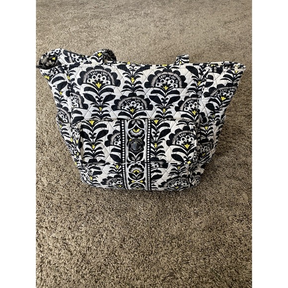 Vera Bradley Handbags - Large Vera Bradley‎ Tote Bag Purse Euc